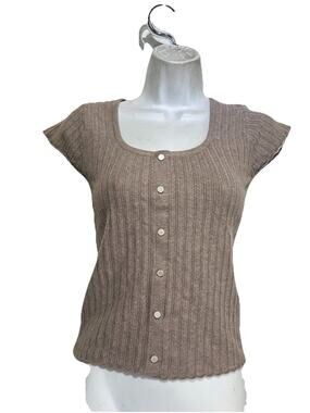 weekend Los Angeles beige ribbed short sleeve faux button blouse Size SP